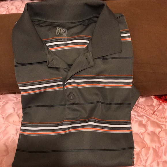 Shirt polo SOLD 🛑🛑 - Picture 2 of 3